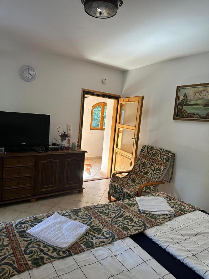 Вилла Parraghegy Apartman Zalaszanto Экстерьер фото